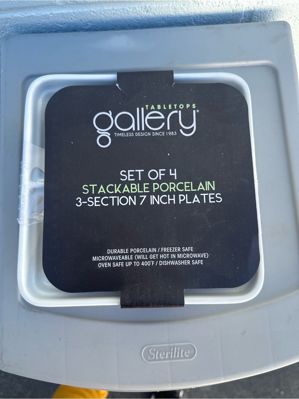 Gallery White 3-Section Porcelain Plates Set